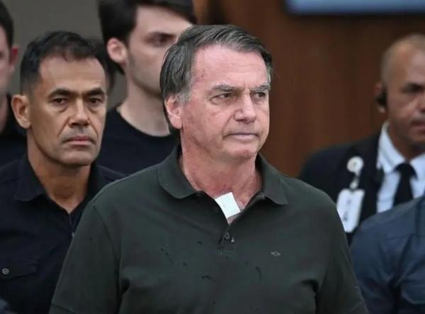 Moraes determina transferência de Bolsonaro para Papudinha