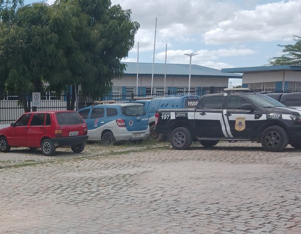 Serrinha: Investigado por estupro de criança de 3 anos é alvo de busca e apreensão