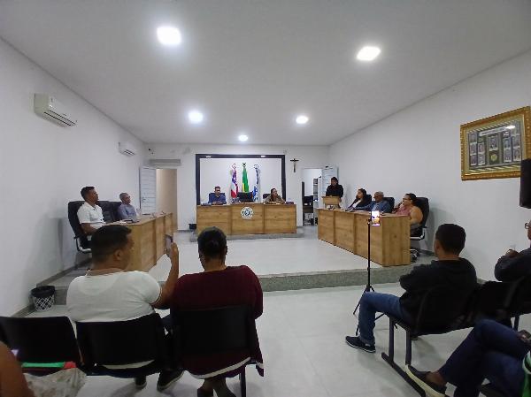 Urgente: Justiça afasta presidente da Câmara de Lamarão e manda realizar nova eleição