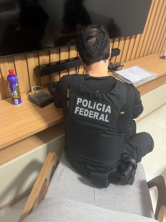Estudante é preso em Anguera por armazenar conteúdo de abuso infantil