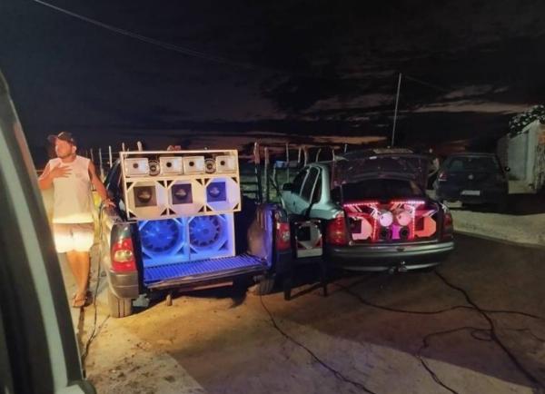 Polícia Militar apreende carros com som excessivo em Conceição do Coité