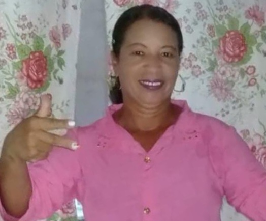 Mulher é assassinada com golpe de faca no pescoço em Barrocas; suspeito é encontrado morto