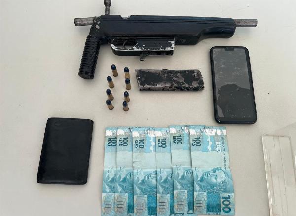 Polícia Militar prende suspeito armado durante abordagem em Araci