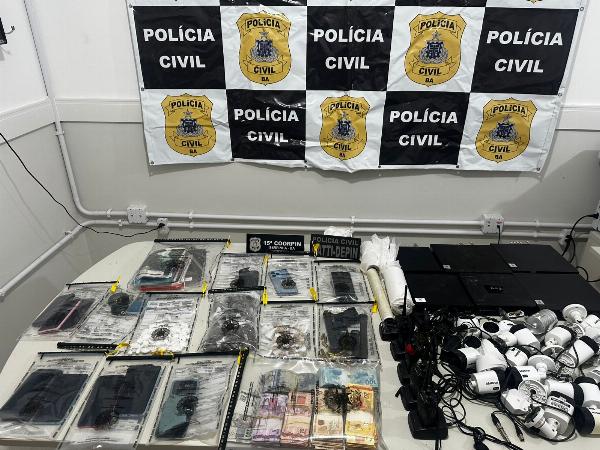Líderes de facção criminosa são presos em operação da Polícia Civil em Serrinha