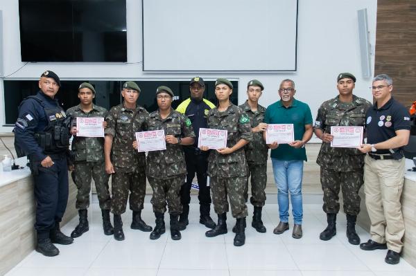 Tiro de Guerra de Serrinha forma brigadistas: jovens recebem certificados