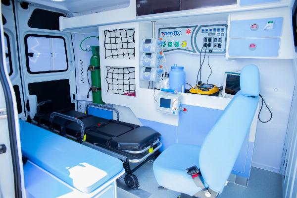 Com investimento de R$ 1,5 milhão, Prefeitura de Serrinha entrega 5 novas ambulâncias e amplia frota da saúde