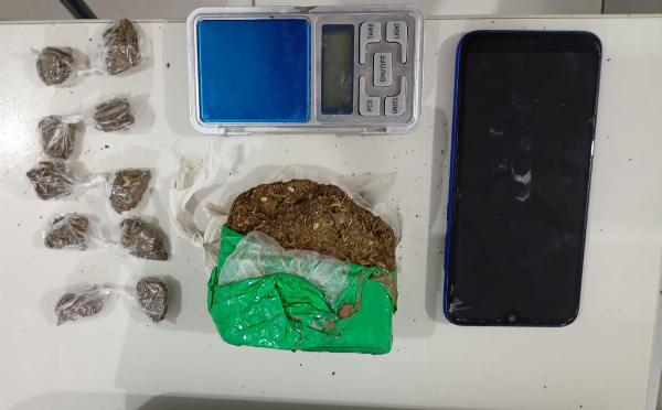 Suspeitos de tráfico é preso pela CETO em Ichu