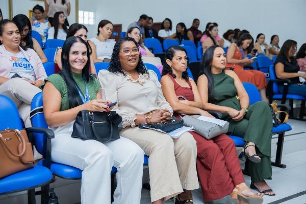 Audiência pública avalia avanços e desafios do Plano Municipal de Educação em Serrinha