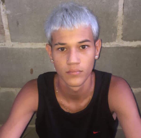 Jovem de Serrinha é morto a tiros em Feira de Santana