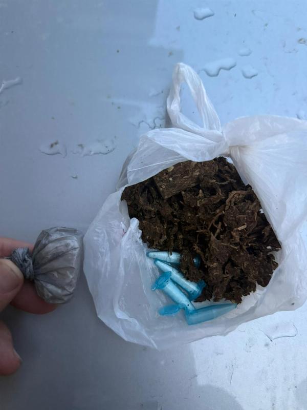 Homem é preso com drogas em ônibus na BR-116, em Santa Bárbara