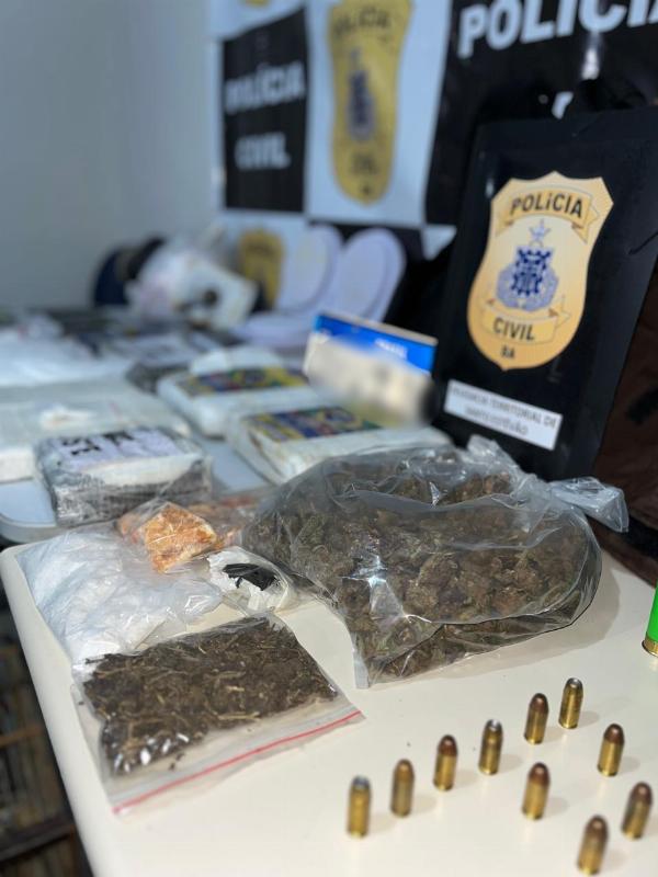 Polícia Civil prende quatro suspeitos de integrar organização criminosa em Santo Estêvão