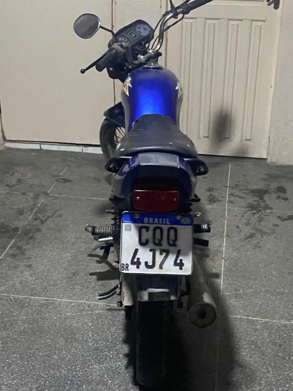 Homem é preso com drogas após tentar fugir da CETO em Conceição do Coité