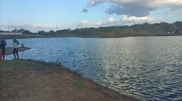 Adolescente de 14 anos morre afogado enquanto tomava banho em barragem de Lamarão