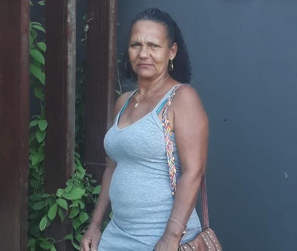 Serrinha: Mulher de 58 anos é encontrada morta dentro de casa com ferimento no pescoço
