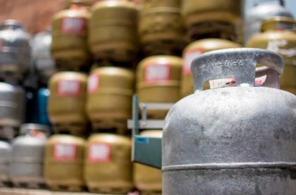 Preço do gás de cozinha sobe quase 10% na Bahia e botijão pode ficar até R$ 10 mais caro