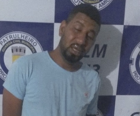 Homem é preso por agredir e ameaçar ex-companheira em Queimadas