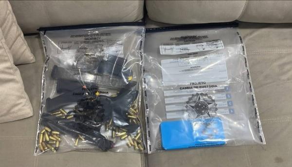 Operação contra grupo suspeito de tráfico e venda ilegal de armas cumpre mandados em Serra Preta