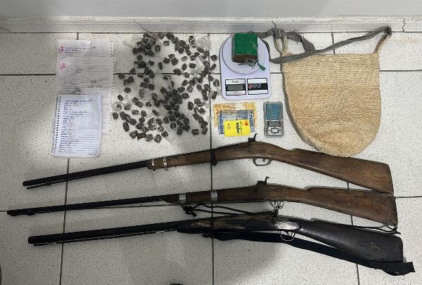 Homem é preso por tráfico de drogas e posse ilegal de armas em Araci