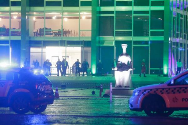 Praça dos Três Poderes é interditada após explosões próximas ao STF