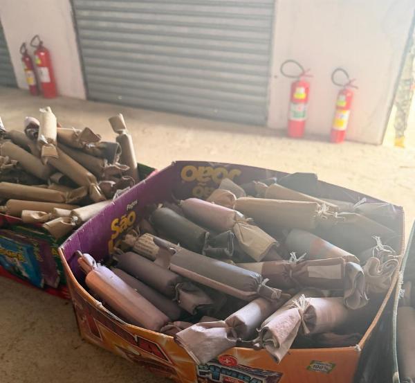 Polícia Civil fiscaliza comércio de fogos de artifício clandestinos em Olindina