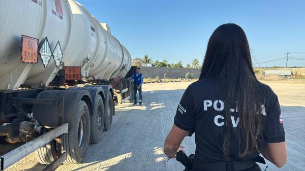Operação mira grupo que fez esquema bilionário para adulterar combustíveis