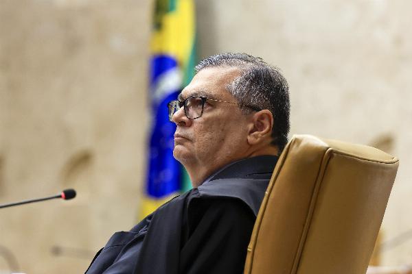 Ministro do STF manda PF investigar destino de R$ 19 milhões em "emendas pix" enviadas para Tucano