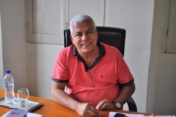 Ex-prefeito de Inhambupe descumpriu metas da Educação