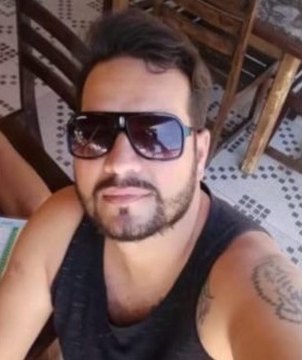 Homem é encontrado carbonizado dentro de carro na zona rural de Inhambupe; corpo pode ser de cigano desaparecido
