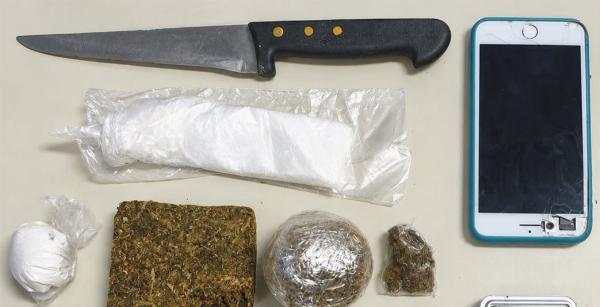Três suspeitos de tráfico são presos com drogas em Queimadas