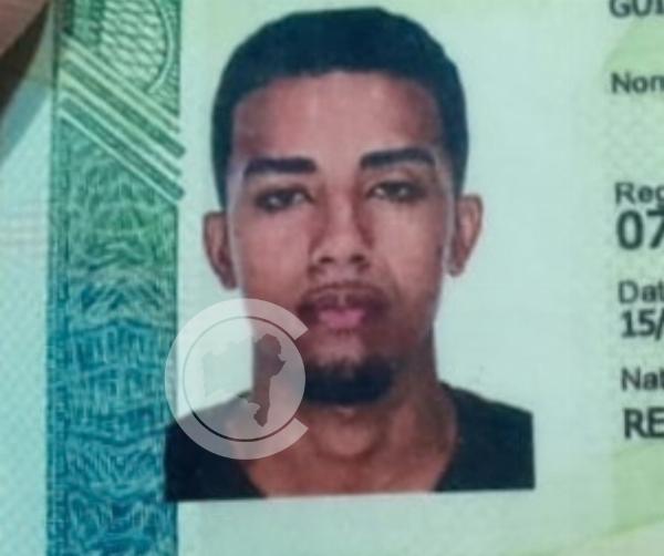 Jovem de 23 anos morre e homem fica ferido após ataque a tiros em oficina em Retirolândia