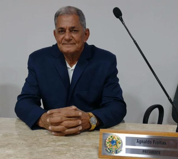 Justiça afasta presidente da Câmara de São Domingos e determina nova eleição após terceiro mandato consecutivo
