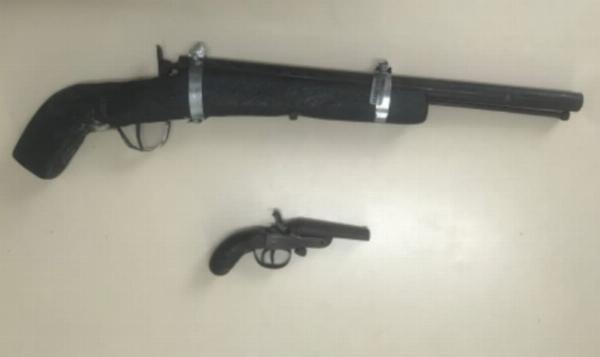 Serrinha: PM apreende armas com homem em surto psicótico