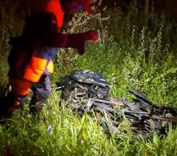 Motociclista morre após colisão com caminhão boiadeiro na BR-324, em Riachão do Jacuípe