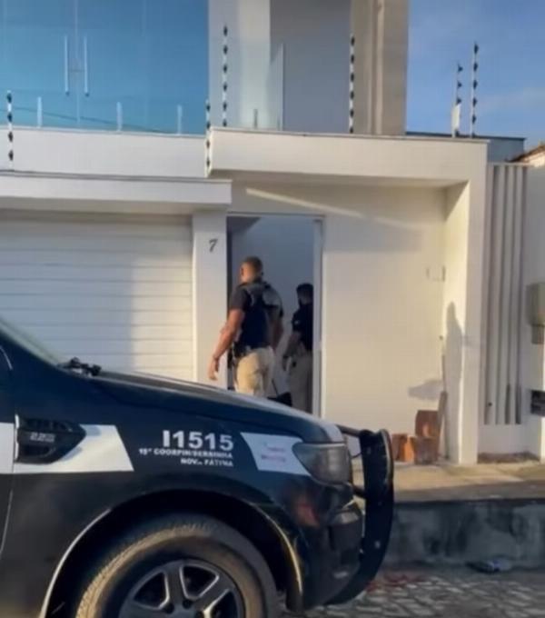 Operação prende suspeitos de golpes com empréstimos consignados em Serrinha; vítimas eram idosos