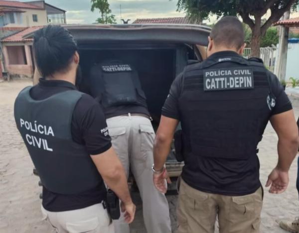 Polícia Civil prende homem acusado de abusar da própria filha em Araci