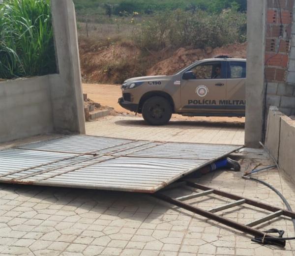 Idoso morre após ser atingido por portão em chácara na zona rural de Conceição do Coité