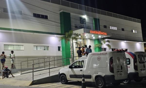 Homem é esfaqueado pelo próprio primo em Queimadas
