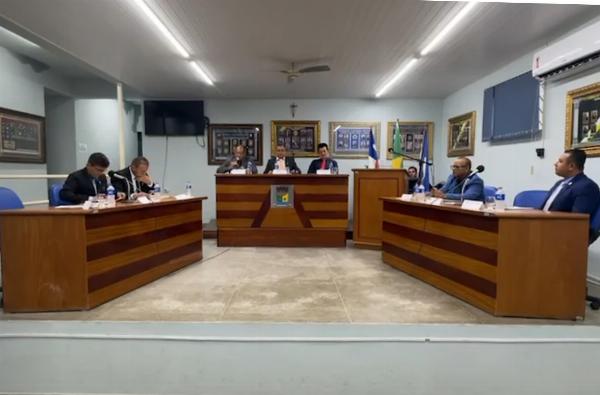 Juíza afasta mesa-diretora da Câmara de Nordestina após suspeita de irregularidades em eleição interna