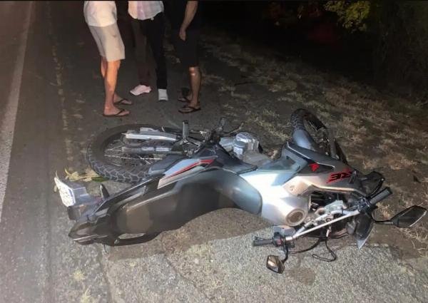 Ultrapassagem pelo acostamento provoca morte de casal na BR-324, em Nova Fátima