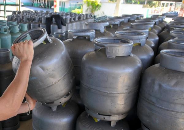 Preço do gás de cozinha vai aumentar na Bahia a partir de janeiro