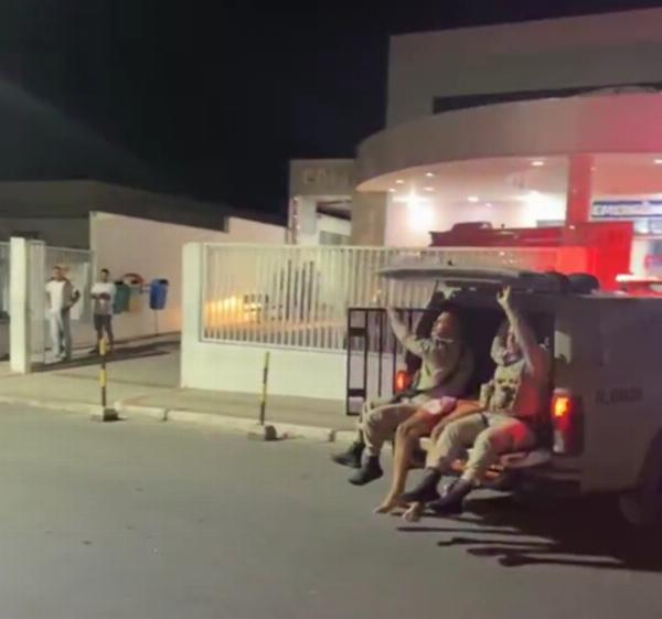 Vídeo: policial é baleado e suspeito morre após troca de tiros em Santaluz