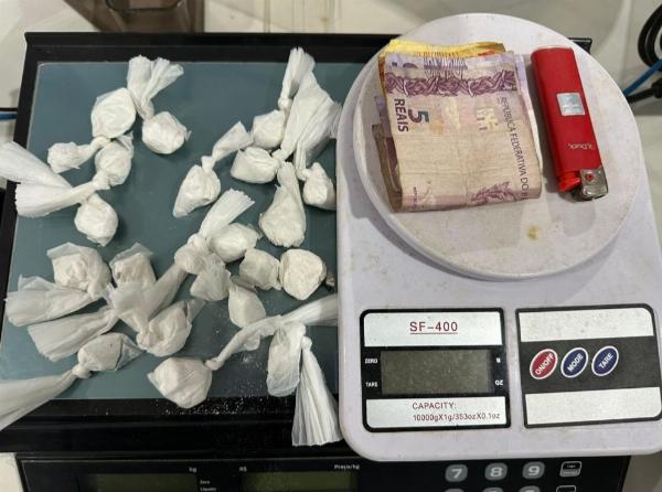 Serrinha: Polícia apreende cocaína e balança de precisão em ponto de tráfico de drogas