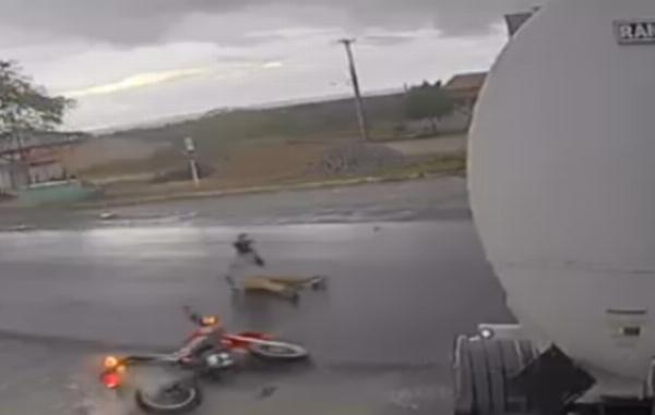VÍDEO: câmera registra acidente que matou policial penal na BR-116, em Teofilândia