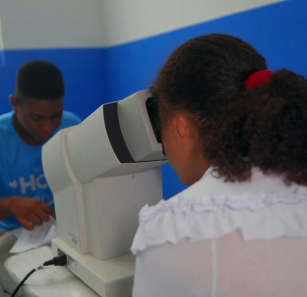 Mutirão oferece exames gratuitos de glaucoma em Serrinha até terça-feira (24)