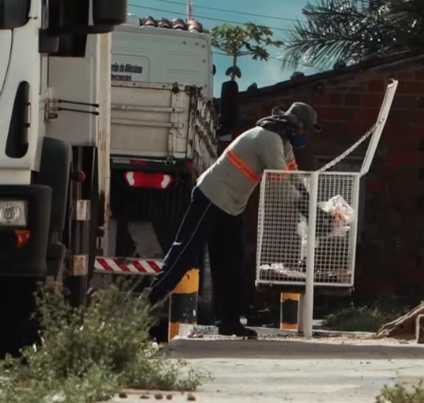 Retirolândia: denúncia diz que trabalhadores da limpeza recebem R$ 500 por mês