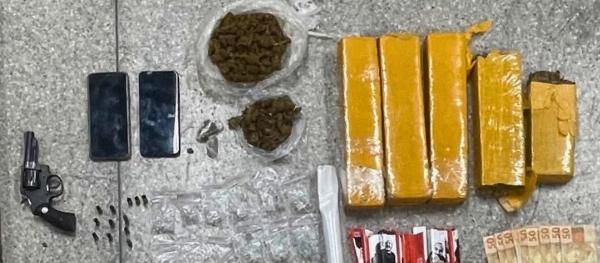 Nordestina: Suspeito morre após confronto com a Rondesp e armas e drogas são apreendidas