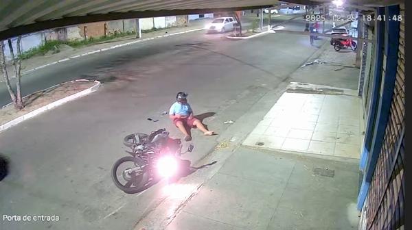 Serrinha: adolescente que deu "grau" e deixou mulher amputada é apreendido pela Polícia Civil