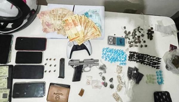 PM apreende drogas, arma e dinheiro após troca de tiros em Inhambupe