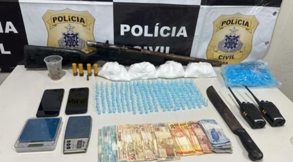 HOMEM É PRESO COM COCAÍNA E ESPINGARDA DURANTE OPERAÇÃO DA CIPE NORDESTE EM NOVA SOURE