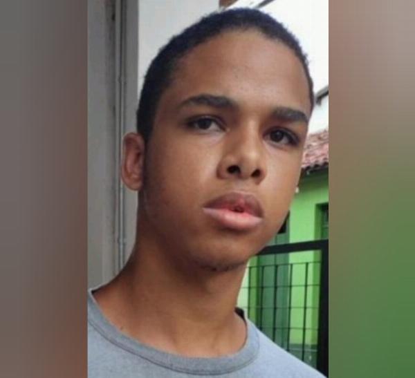 Foragido da Justiça tenta tomar fuzil de policial e morre após confronto em Serrinha